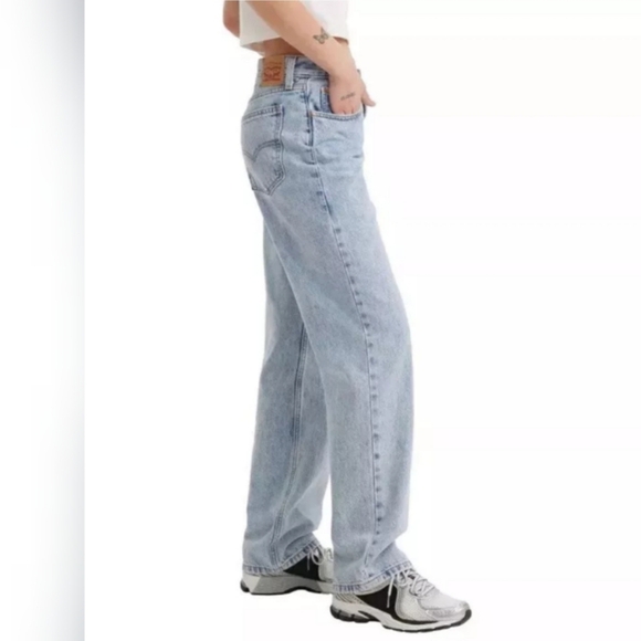 Levi's Women’s Low Pro Straight Leg Blue Jeans Light Wash Cotton Size 30 NWT - Picture 3 of 14